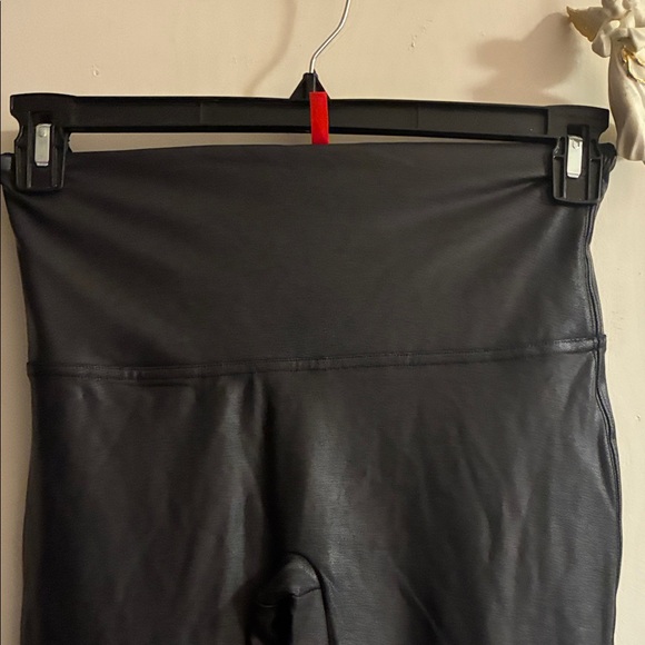 SPANX Black High-Waisted Leggings - Picture 4 of 4